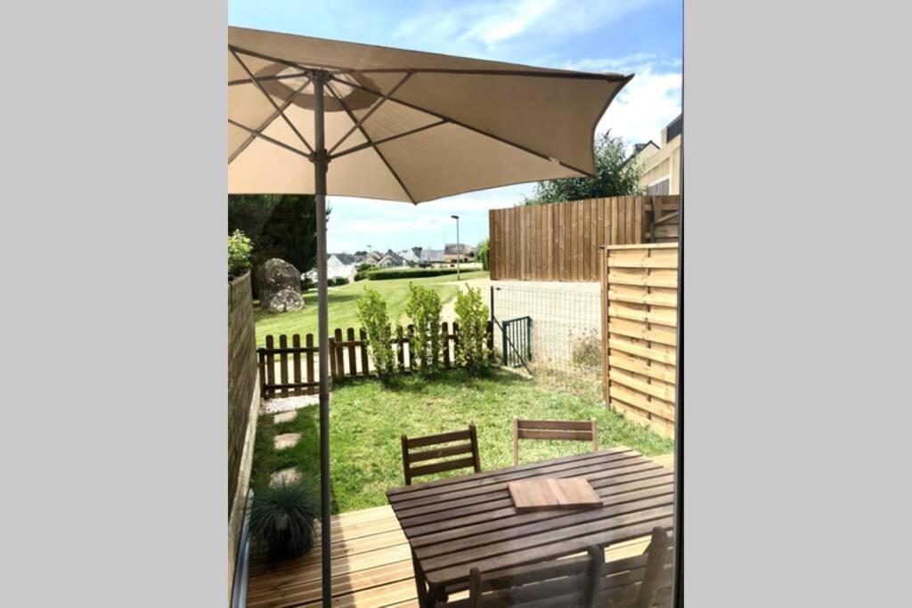 Charmant Studio A 400M De La Plage Avec Piscine Guidel Exterior photo